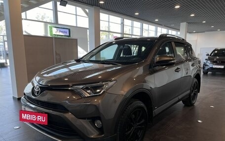 Toyota RAV4, 2017 год, 2 911 200 рублей, 7 фотография
