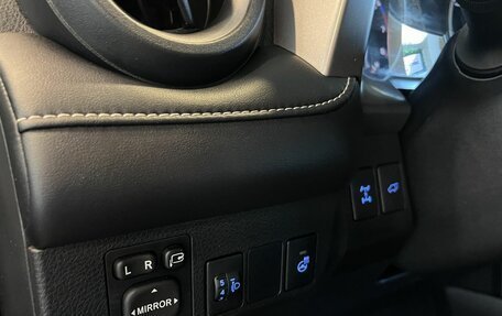 Toyota RAV4, 2017 год, 2 911 200 рублей, 30 фотография