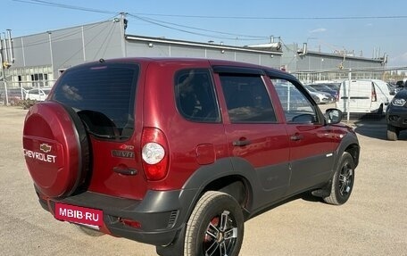 Chevrolet Niva I рестайлинг, 2013 год, 595 000 рублей, 2 фотография