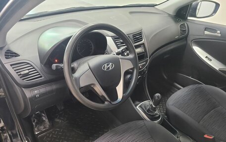 Hyundai Solaris II рестайлинг, 2015 год, 796 000 рублей, 13 фотография