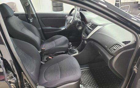 Hyundai Solaris II рестайлинг, 2015 год, 796 000 рублей, 25 фотография