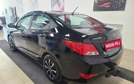 Hyundai Solaris II рестайлинг, 2015 год, 796 000 рублей, 9 фотография