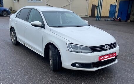 Volkswagen Jetta VI, 2014 год, 780 000 рублей, 2 фотография