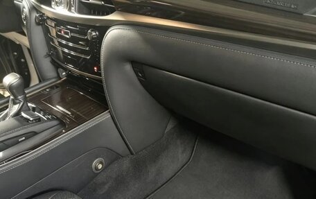 Lexus LX III, 2016 год, 6 150 000 рублей, 8 фотография