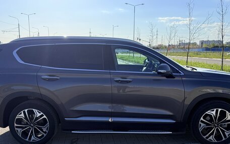 Hyundai Santa Fe IV, 2018 год, 3 000 000 рублей, 4 фотография