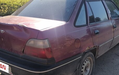 Daewoo Nexia I рестайлинг, 1999 год, 70 000 рублей, 2 фотография