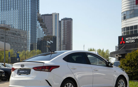 Hyundai Solaris II рестайлинг, 2021 год, 1 538 000 рублей, 4 фотография