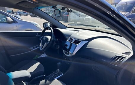 Hyundai Solaris II рестайлинг, 2011 год, 880 000 рублей, 5 фотография
