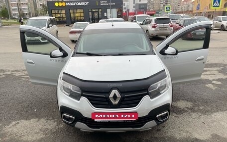 Renault Logan II, 2019 год, 850 000 рублей, 2 фотография