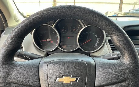 Chevrolet Cruze II, 2009 год, 450 000 рублей, 7 фотография