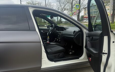 Mercedes-Benz C-Класс, 2011 год, 1 100 000 рублей, 6 фотография
