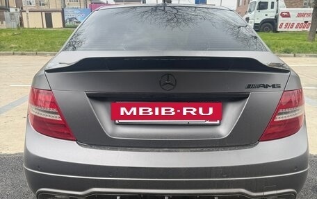 Mercedes-Benz C-Класс, 2011 год, 1 100 000 рублей, 9 фотография