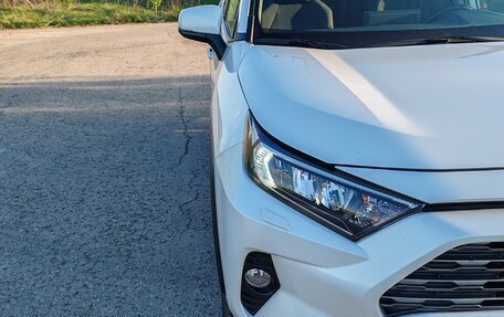 Toyota RAV4, 2020 год, 3 150 000 рублей, 5 фотография