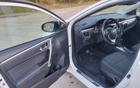 Toyota Corolla, 2013 год, 1 500 000 рублей, 5 фотография