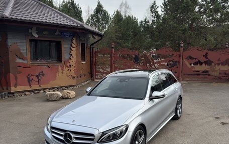 Mercedes-Benz C-Класс, 2017 год, 1 950 000 рублей, 2 фотография