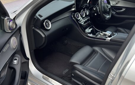 Mercedes-Benz C-Класс, 2017 год, 1 950 000 рублей, 27 фотография