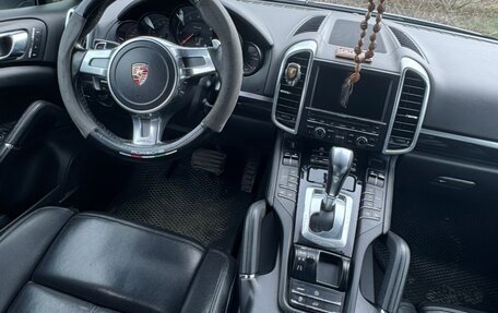 Porsche Cayenne III, 2010 год, 2 300 000 рублей, 13 фотография