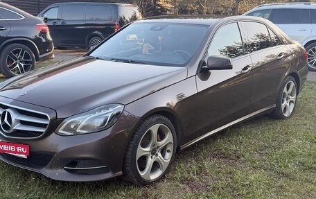 Mercedes-Benz E-Класс, 2013 год, 2 350 000 рублей, 2 фотография
