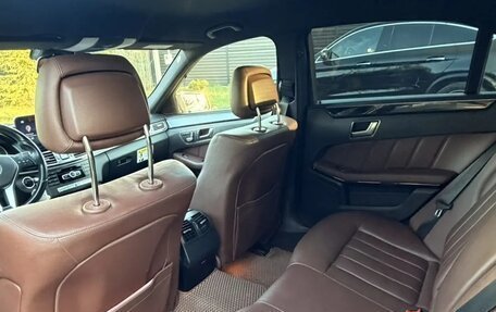 Mercedes-Benz E-Класс, 2013 год, 2 350 000 рублей, 8 фотография
