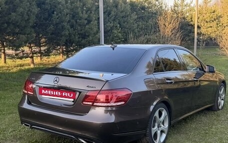 Mercedes-Benz E-Класс, 2013 год, 2 350 000 рублей, 3 фотография