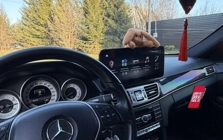 Mercedes-Benz E-Класс, 2013 год, 2 350 000 рублей, 11 фотография