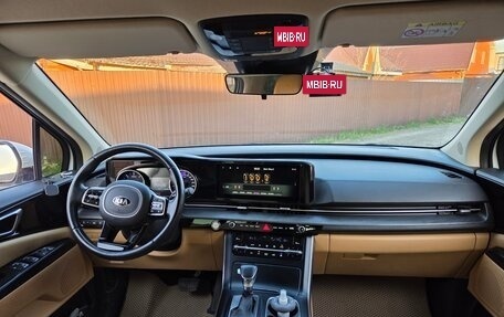 KIA Carnival, 2020 год, 3 400 000 рублей, 17 фотография