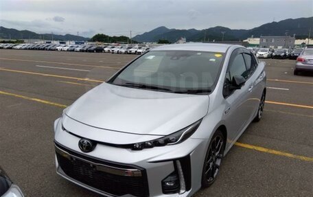 Toyota Prius IV XW50, 2018 год, 2 200 000 рублей, 35 фотография