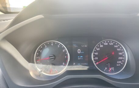 Toyota RAV4, 2020 год, 3 800 000 рублей, 10 фотография