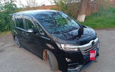 Honda Stepwgn IV, 2020 год, 2 550 000 рублей, 3 фотография