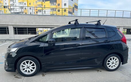 Honda Fit III, 2019 год, 1 300 000 рублей, 5 фотография