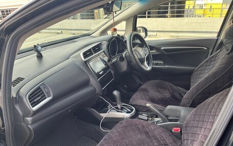 Honda Fit III, 2019 год, 1 300 000 рублей, 8 фотография