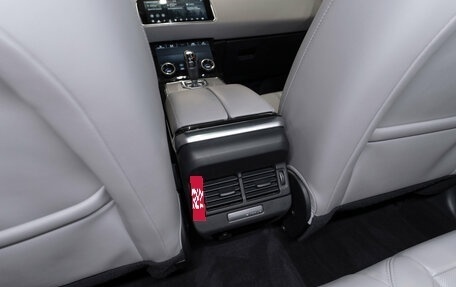 Land Rover Range Rover Evoque II, 2020 год, 2 990 000 рублей, 14 фотография