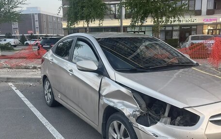 Hyundai Solaris II рестайлинг, 2011 год, 390 000 рублей, 10 фотография