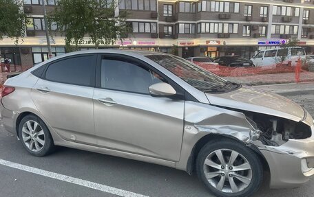 Hyundai Solaris II рестайлинг, 2011 год, 390 000 рублей, 11 фотография