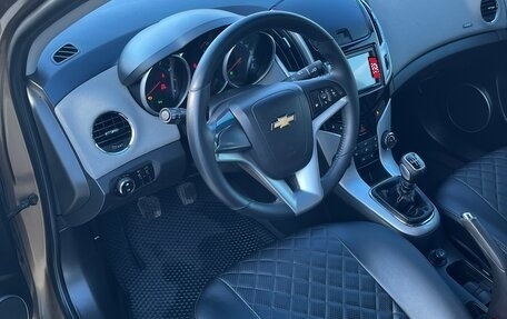 Chevrolet Cruze II, 2013 год, 850 000 рублей, 7 фотография