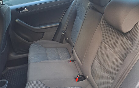 Volkswagen Jetta VI, 2014 год, 1 180 000 рублей, 15 фотография