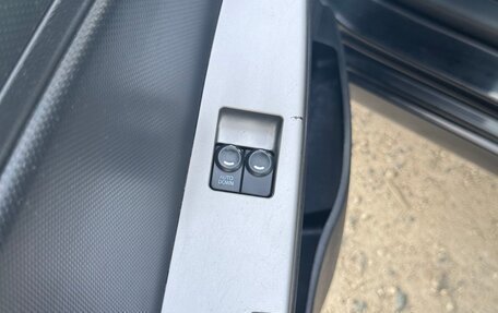 Hyundai Solaris II рестайлинг, 2016 год, 700 000 рублей, 17 фотография