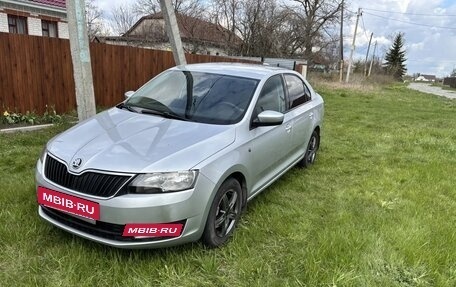 Skoda Rapid I, 2014 год, 1 050 000 рублей, 3 фотография