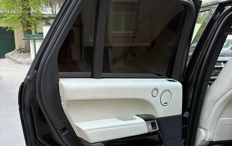 Land Rover Range Rover IV рестайлинг, 2016 год, 3 500 000 рублей, 18 фотография