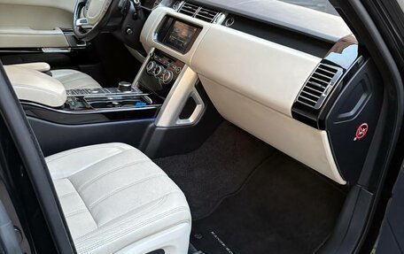 Land Rover Range Rover IV рестайлинг, 2016 год, 3 500 000 рублей, 25 фотография