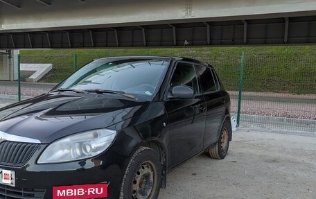 Skoda Fabia II, 2011 год, 450 000 рублей, 3 фотография