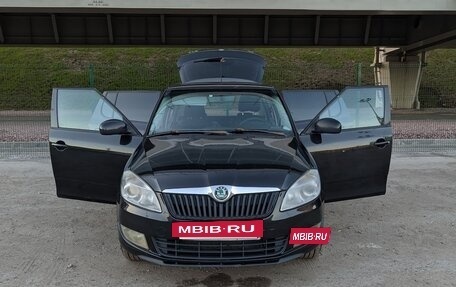Skoda Fabia II, 2011 год, 450 000 рублей, 2 фотография