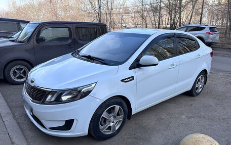 KIA Rio III рестайлинг, 2014 год, 935 000 рублей, 3 фотография
