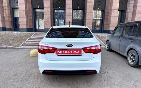 KIA Rio III рестайлинг, 2014 год, 935 000 рублей, 6 фотография
