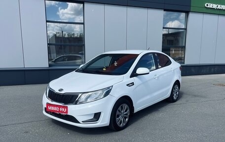 KIA Rio III рестайлинг, 2013 год, 599 000 рублей, 12 фотография