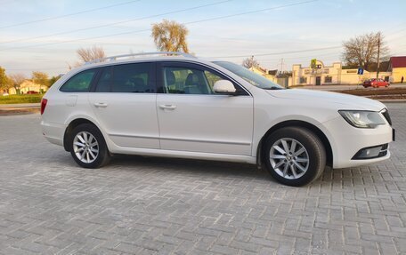 Skoda Superb III рестайлинг, 2013 год, 1 380 000 рублей, 11 фотография