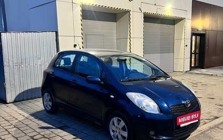 Toyota Yaris III рестайлинг, 2007 год, 495 000 рублей, 7 фотография