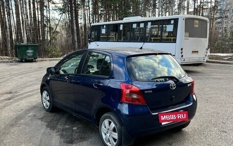 Toyota Yaris III рестайлинг, 2007 год, 495 000 рублей, 10 фотография