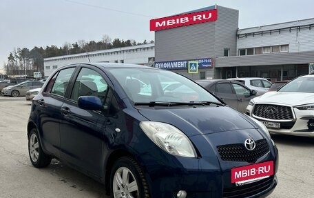 Toyota Yaris III рестайлинг, 2007 год, 495 000 рублей, 2 фотография