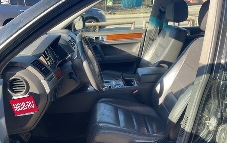 Volkswagen Touareg III, 2006 год, 730 000 рублей, 8 фотография